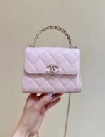 QUILTED FLAP BAG WITH HANDLE 18 IN BABY PINK LAMBSKIN GOLD HARDWARE - Image 10
