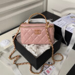 CC Vanity Case 17cm Pink Lambskin Gold hardware - Image 2