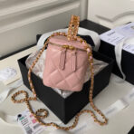 CC Vanity Case 17cm Pink Lambskin Gold hardware - Image 7
