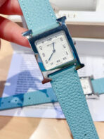 HM HEURE H 26 SILVER WHITE DIAL EPSOM LEATHER - Image 4