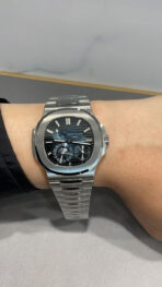 Patek Philippe Nautilus Chronograph - Image 7