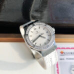 Hublot Classic Fusion 33mm - Image 3