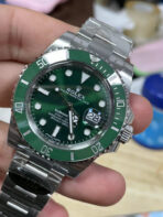 Rolex Submariner (Hulk) - Image 4
