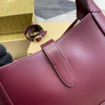 JACKIE SMALL SHOULDER BAG 27 IN BURGUNDY RED  GOLD HARDWARE - Image 4